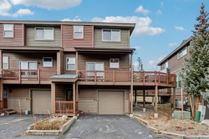 Twenty Grand Ct-S1311-001.jpg