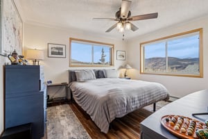 Twenty Grand Ct-S1311-017.jpg