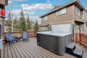 Twenty Grand Ct-S1311-037.jpg