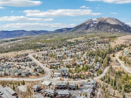 Twenty Grand Ct-S1311-060.jpg