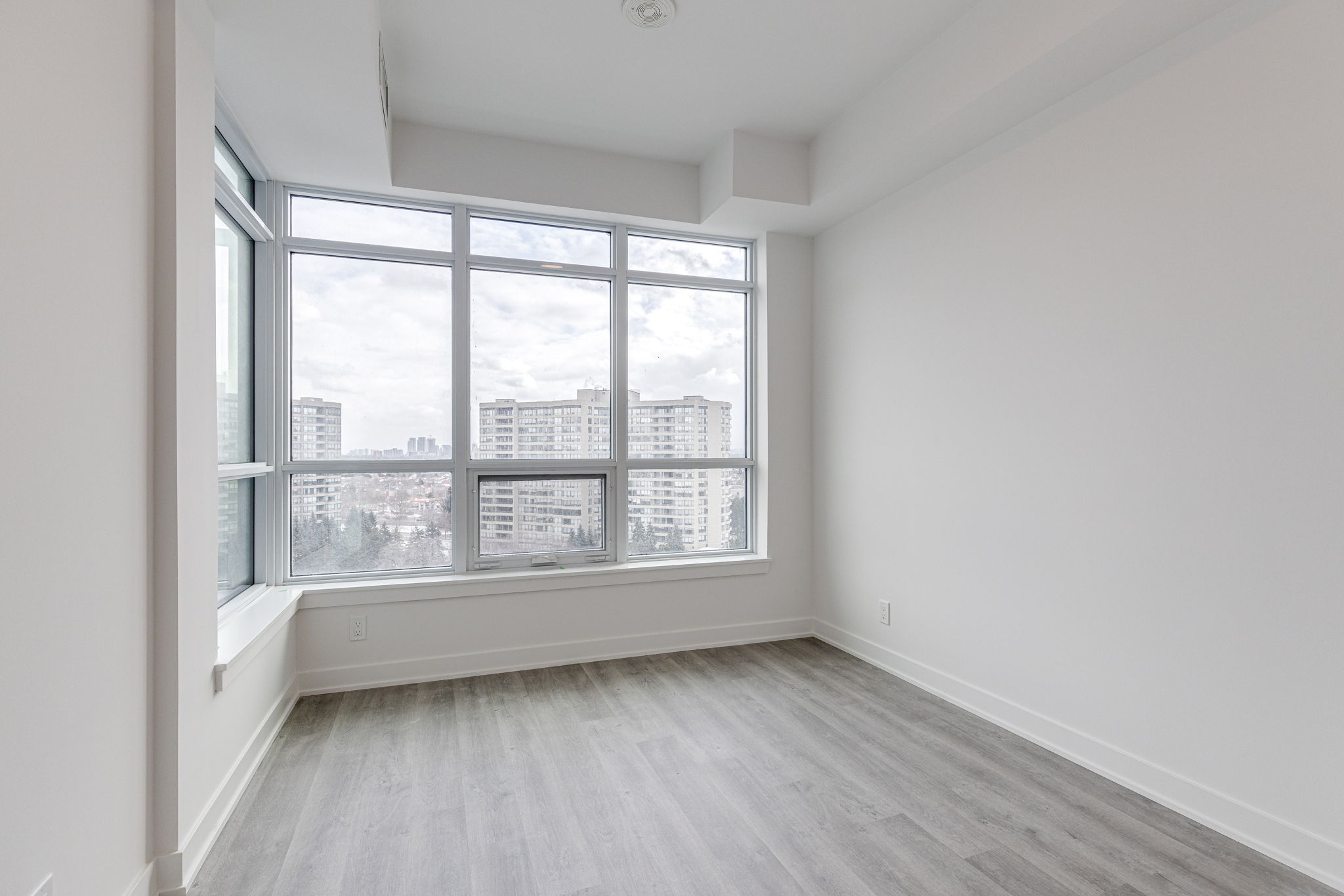 Vaughan property showcase — delivered property photograph 14