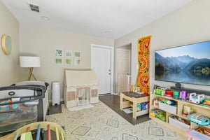 Walnut Pl-S0506-021.jpg