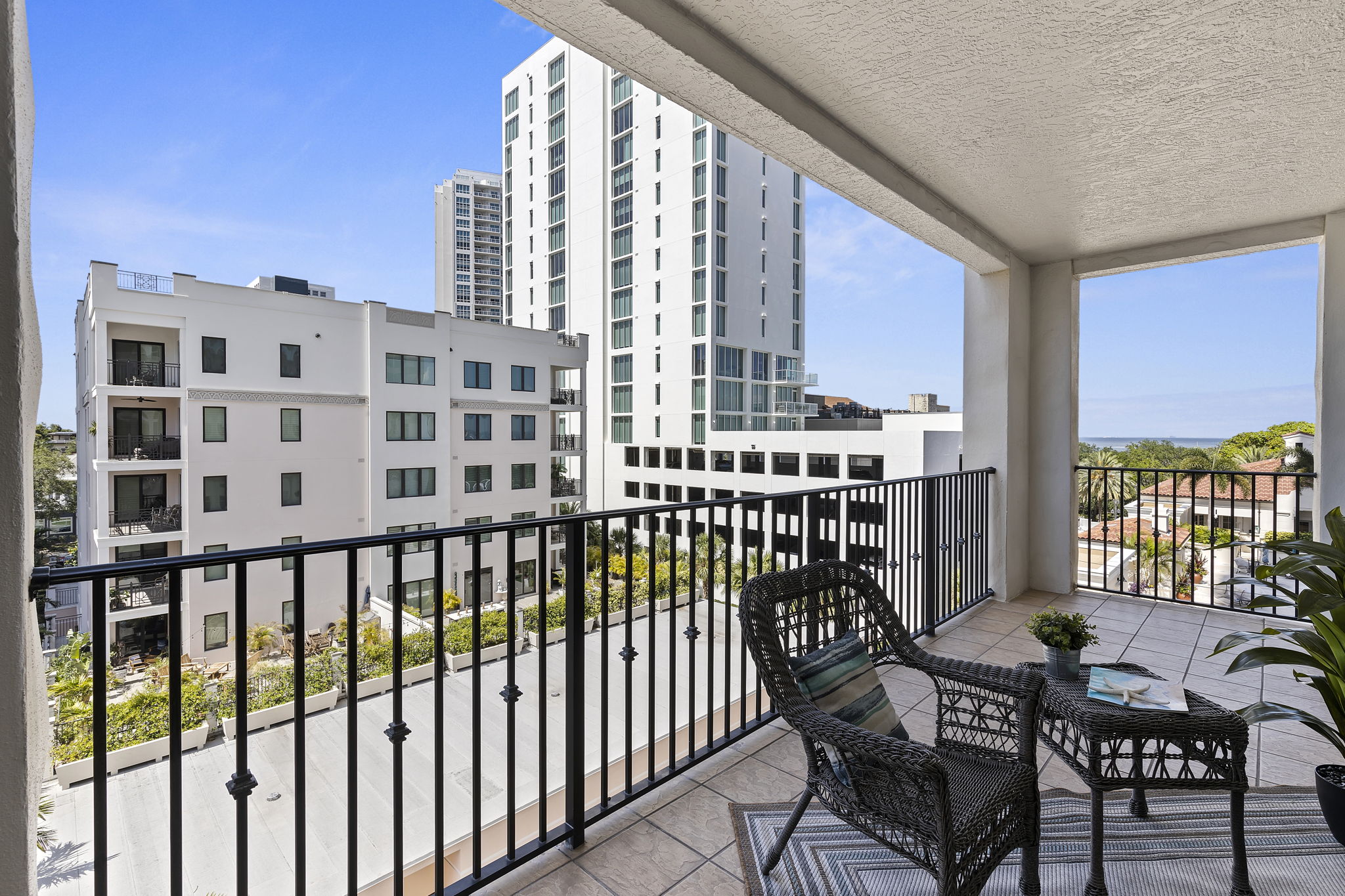 AB3_300 Beach Dr Unit 501-22