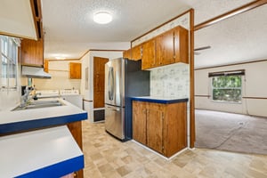 Carol Ann Dr-2904-012.jpg