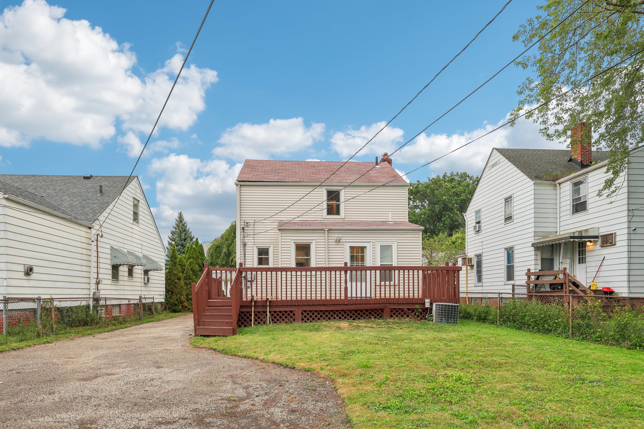 E 248th St-047.jpg