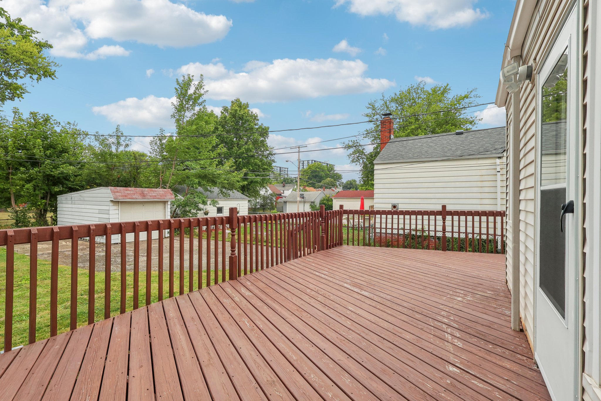 E 248th St-058.jpg