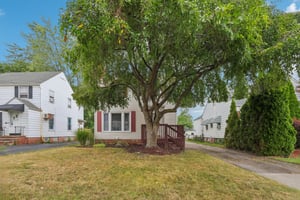 E 248th St-003.jpg
