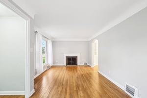E 248th St-009.jpg