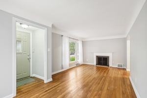 E 248th St-010.jpg