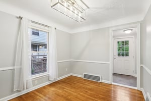 E 248th St-021.jpg