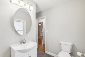 E 248th St-032.jpg