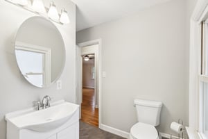 E 248th St-033.jpg