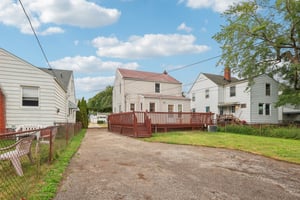 E 248th St-046.jpg