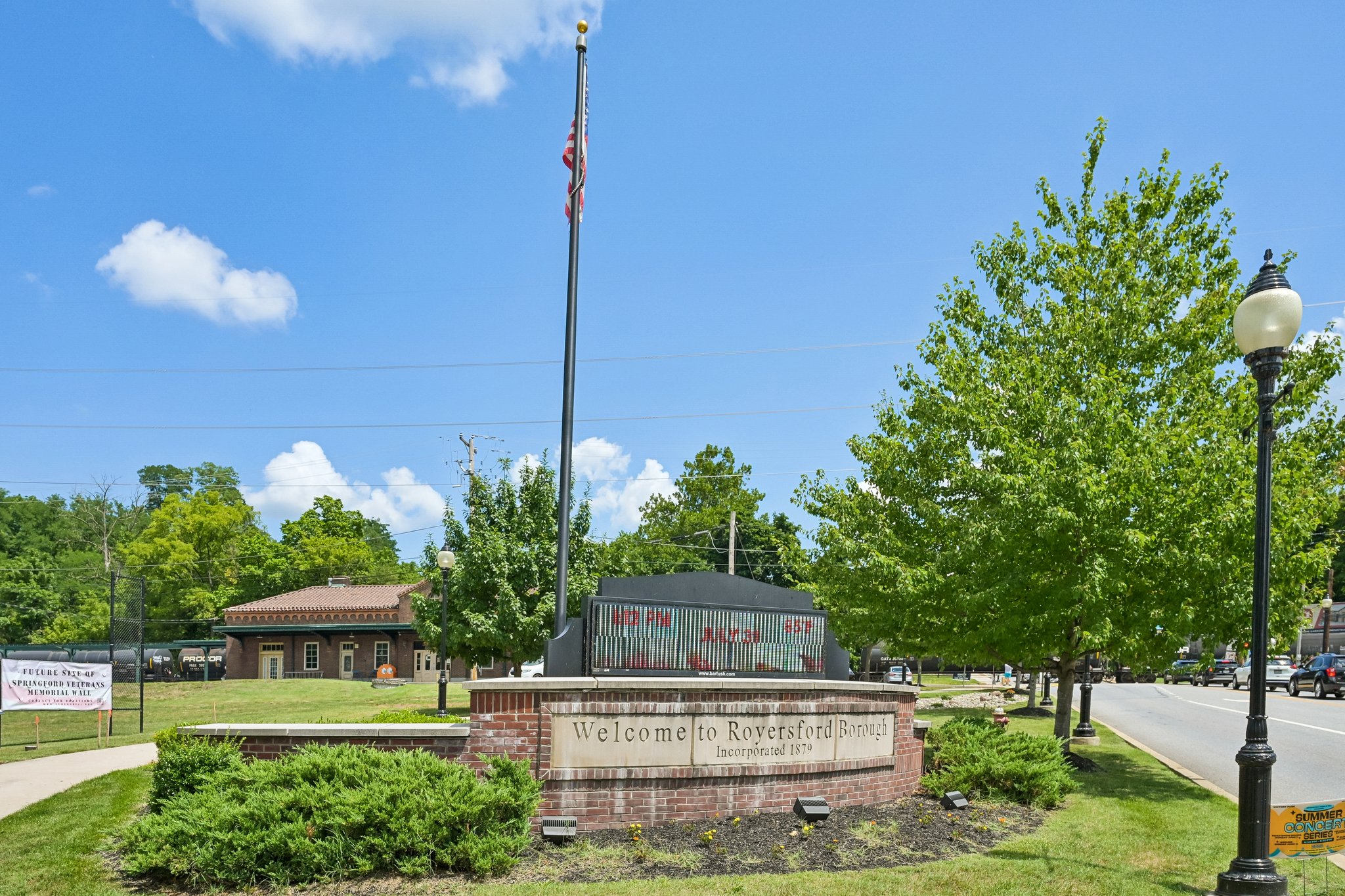 E Sawyer Ct-0108-912.jpg