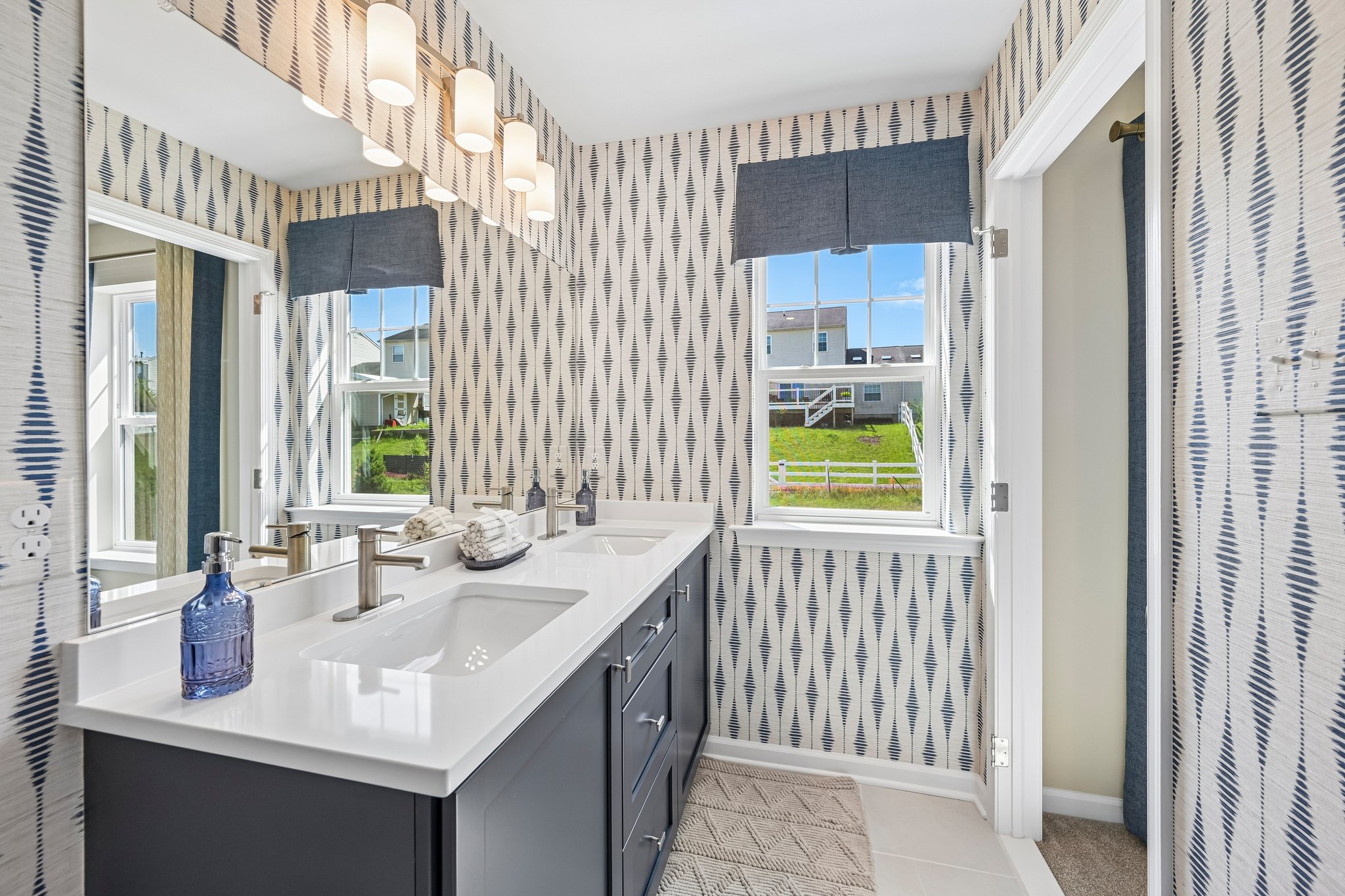 302 E Sawyer Ct Royersford-S0108-038.jpg