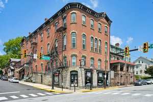 E Sawyer Ct-0108-902.jpg