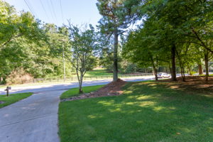 300 Fontaine Rd SW, Mableton, GA 30126, USA Photo 13