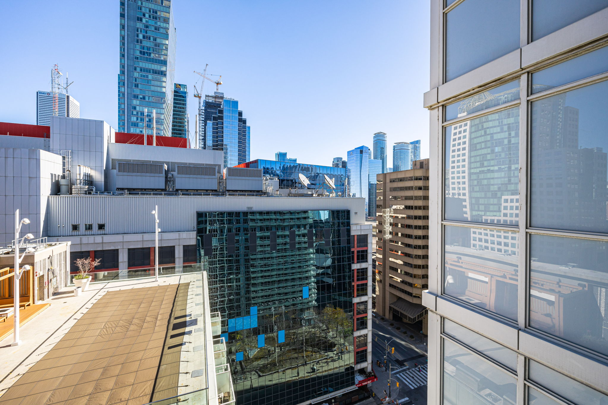 Toronto property showcase — delivered property photograph 25