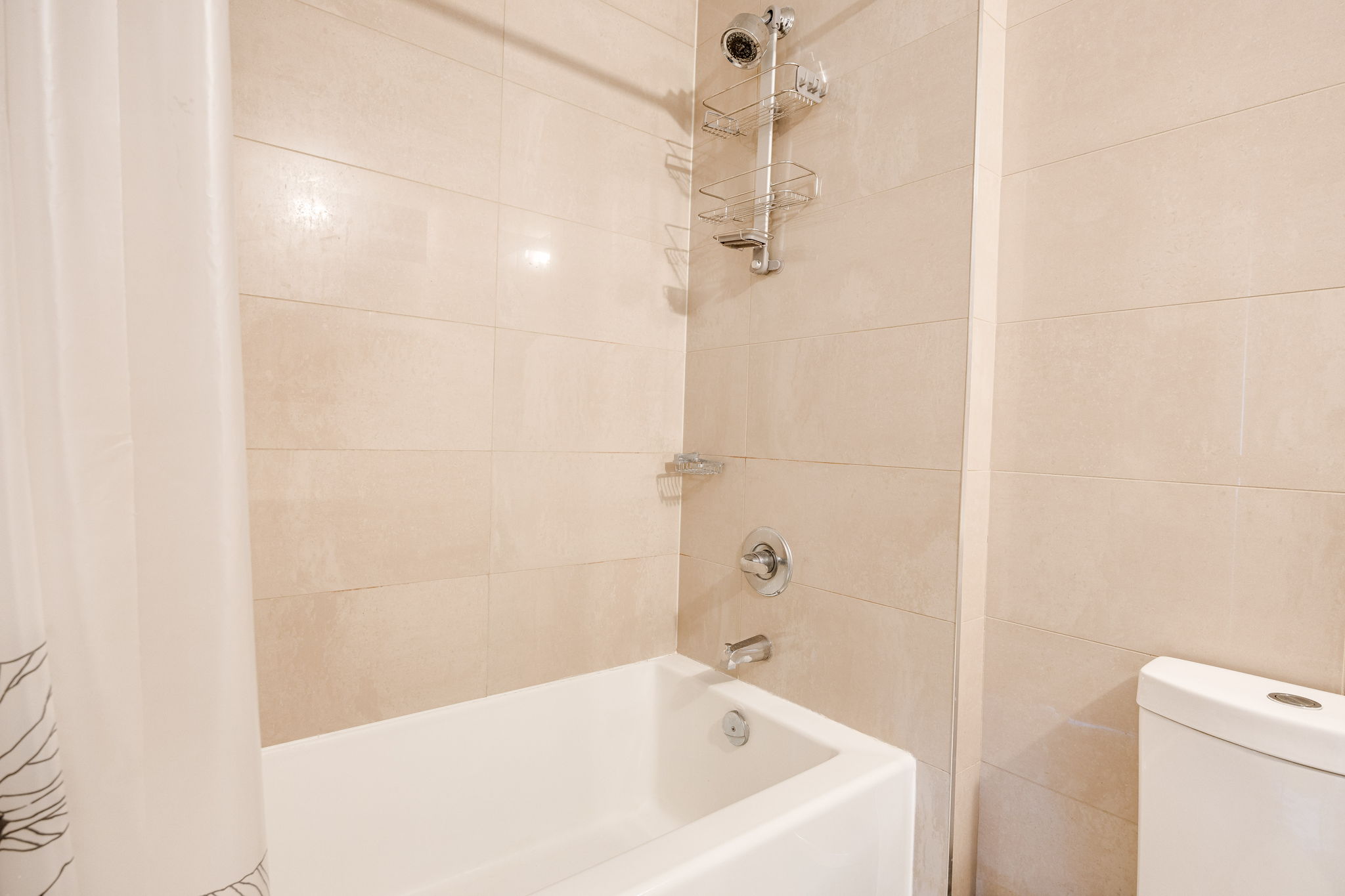 Toronto property showcase — delivered property photograph 18