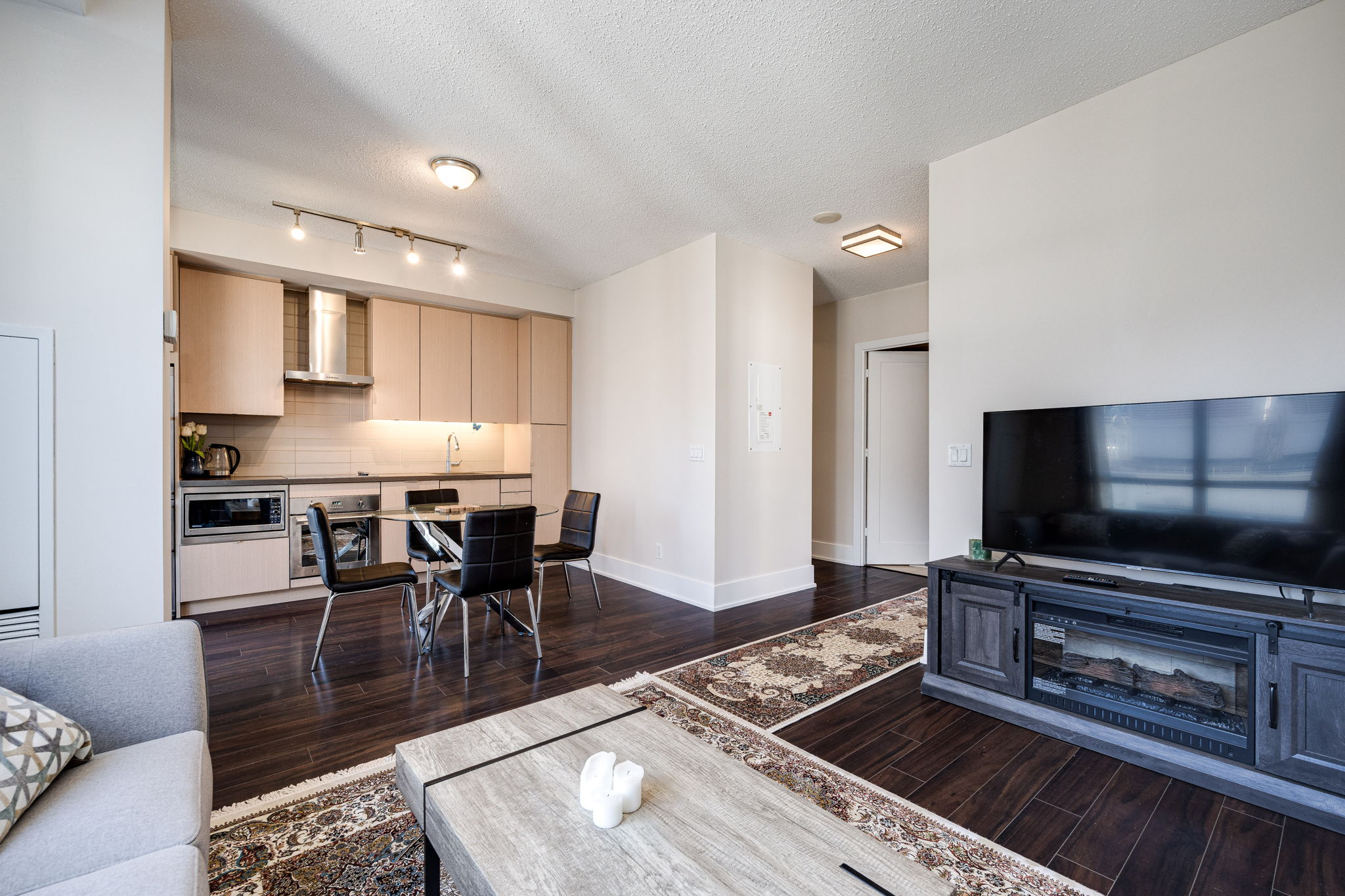 Toronto property showcase — delivered property photograph 8