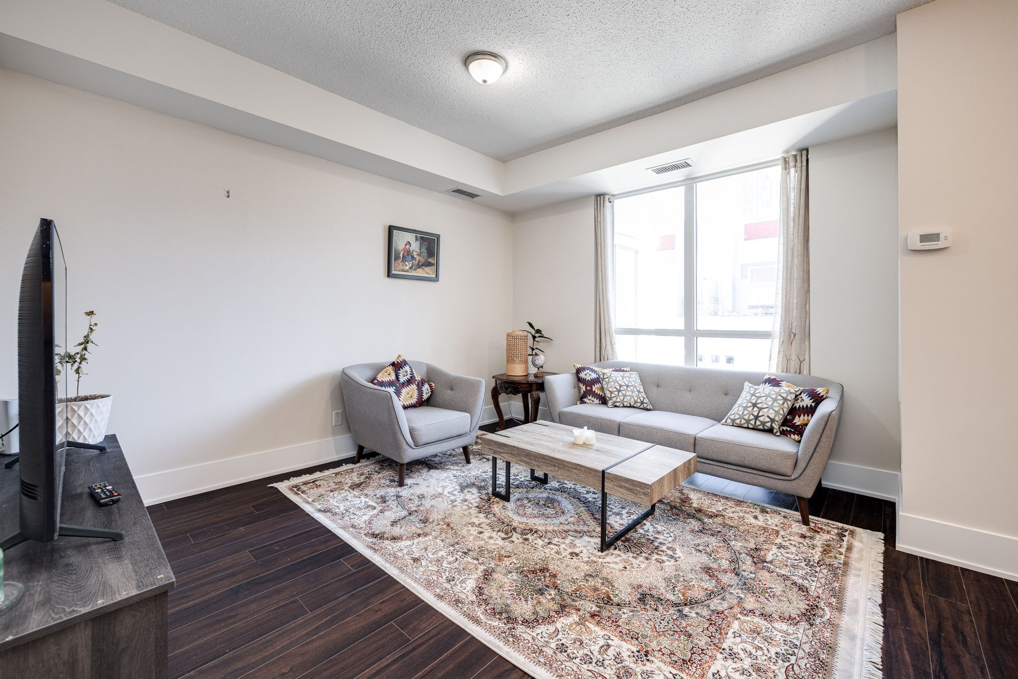 Toronto property showcase — delivered property photograph 4