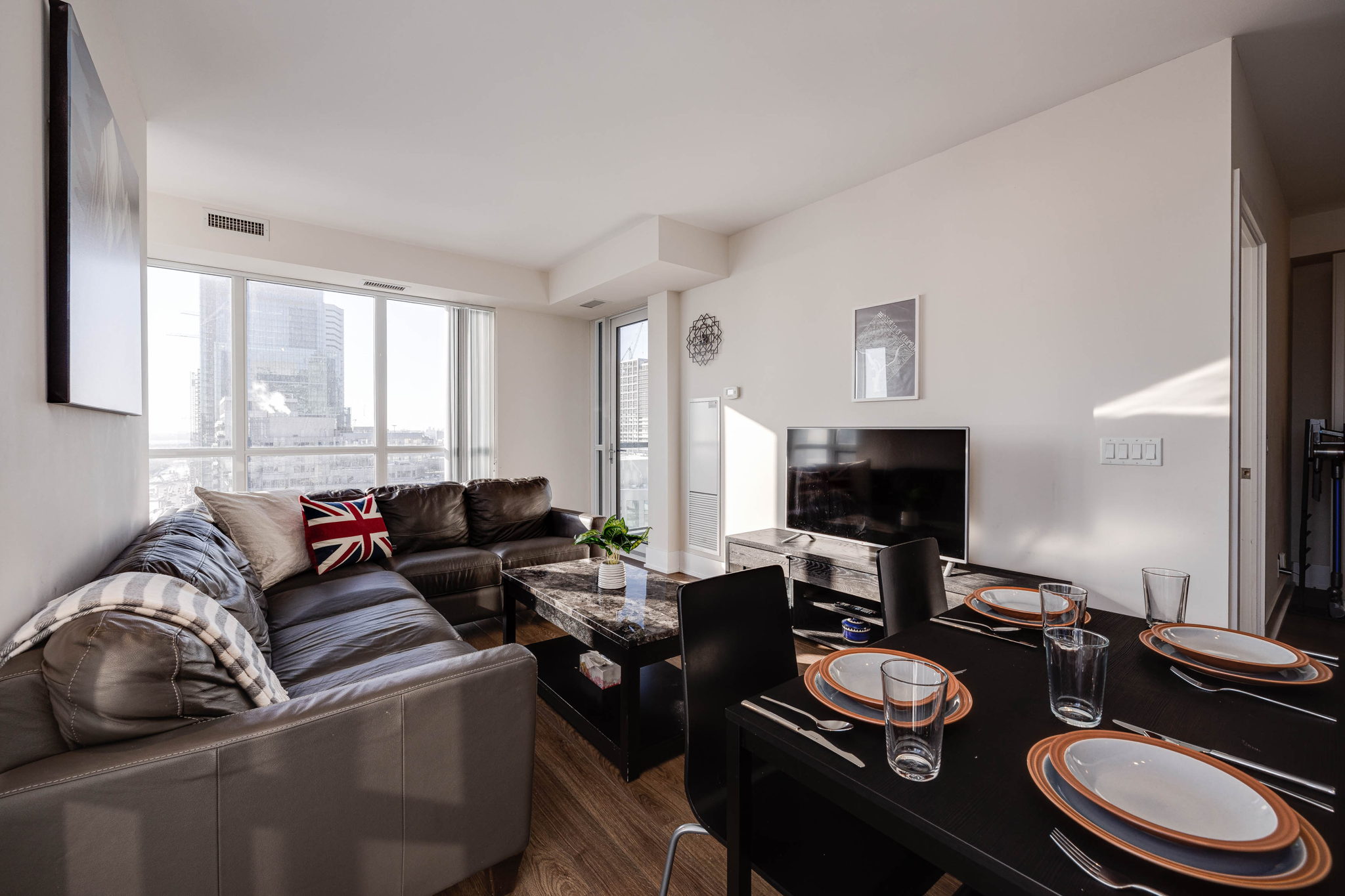 Toronto property showcase — delivered property photograph 4