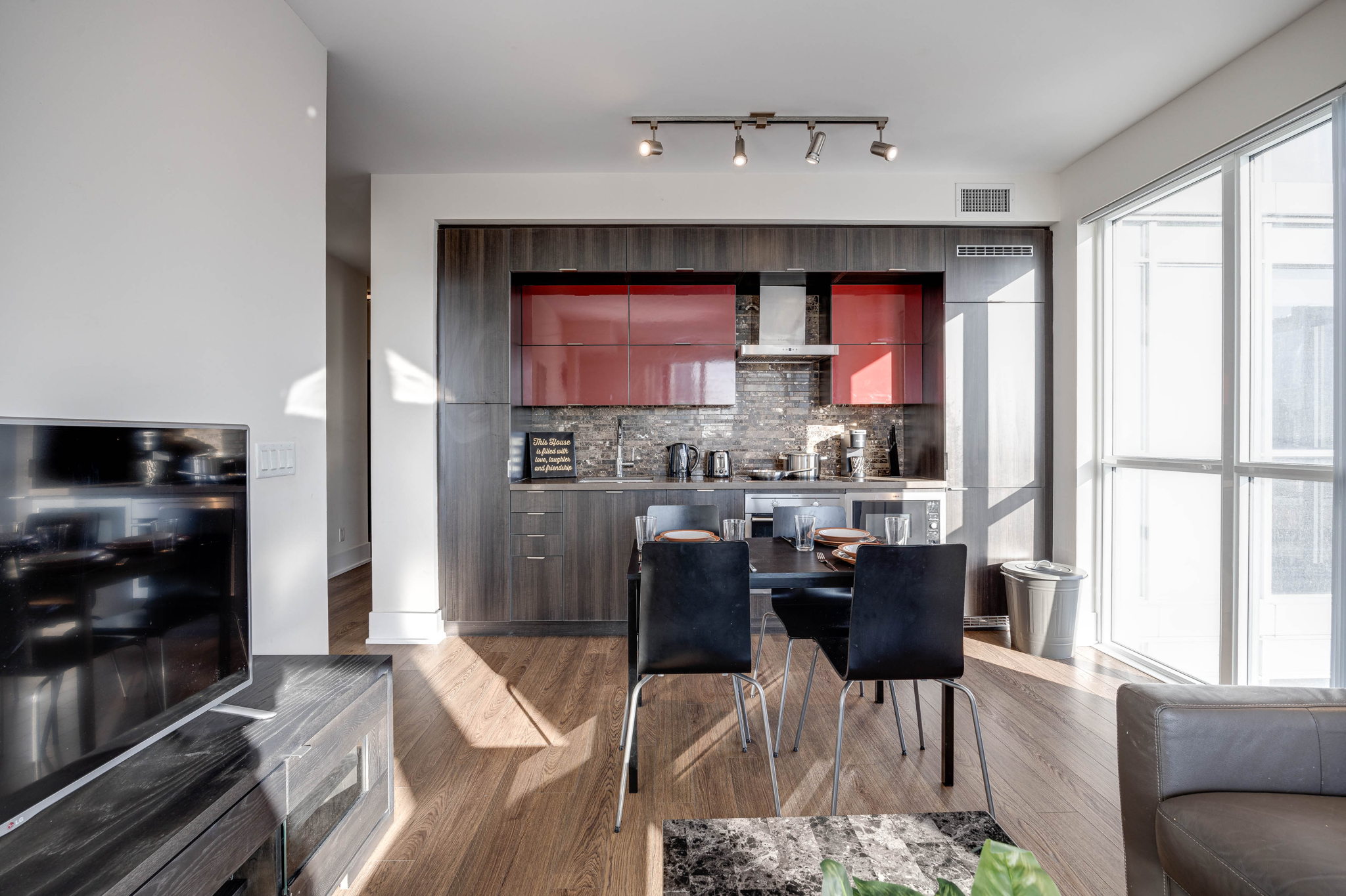 Toronto property showcase — delivered property photograph 8