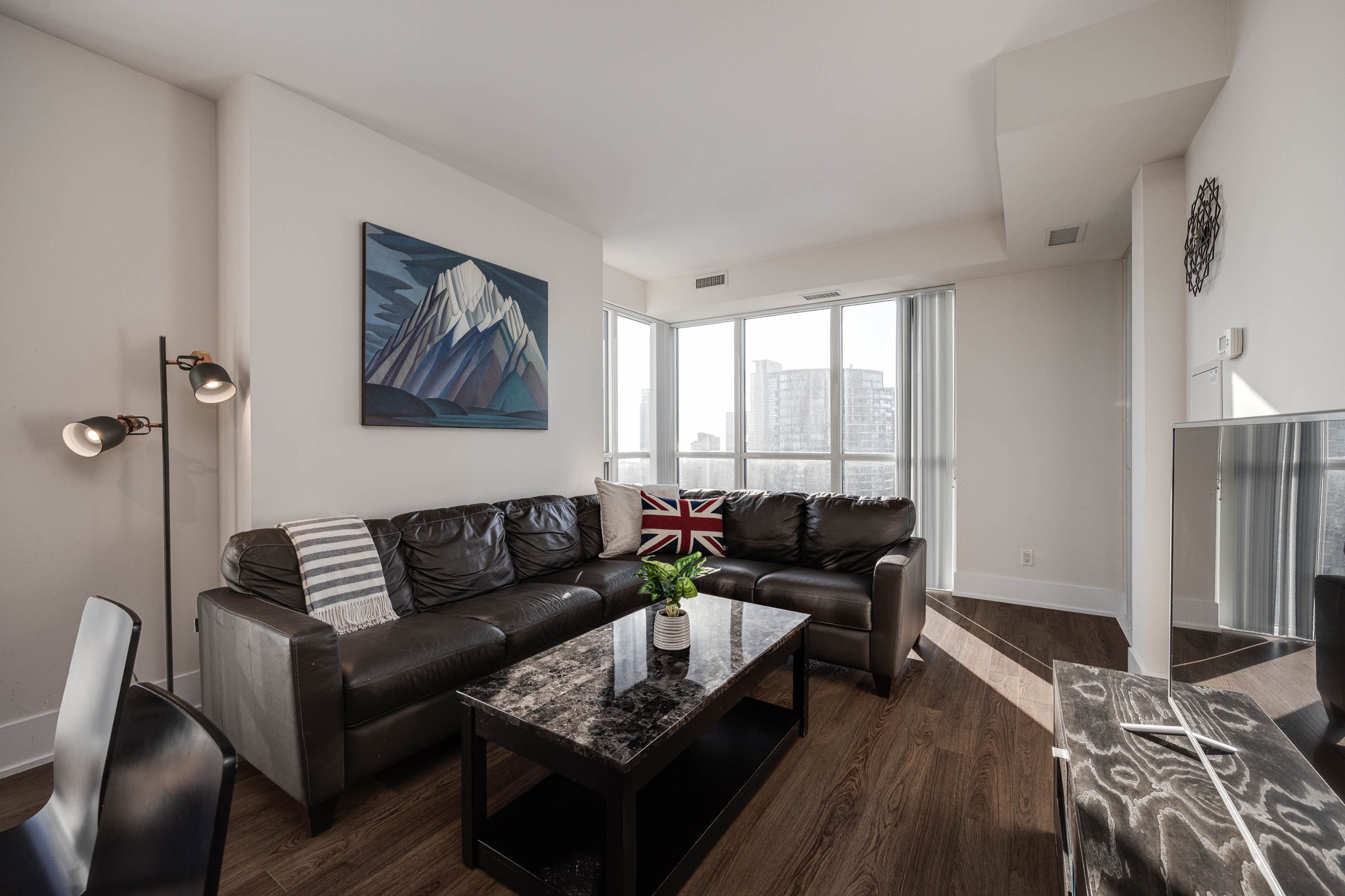 Toronto property showcase — delivered property photograph 9