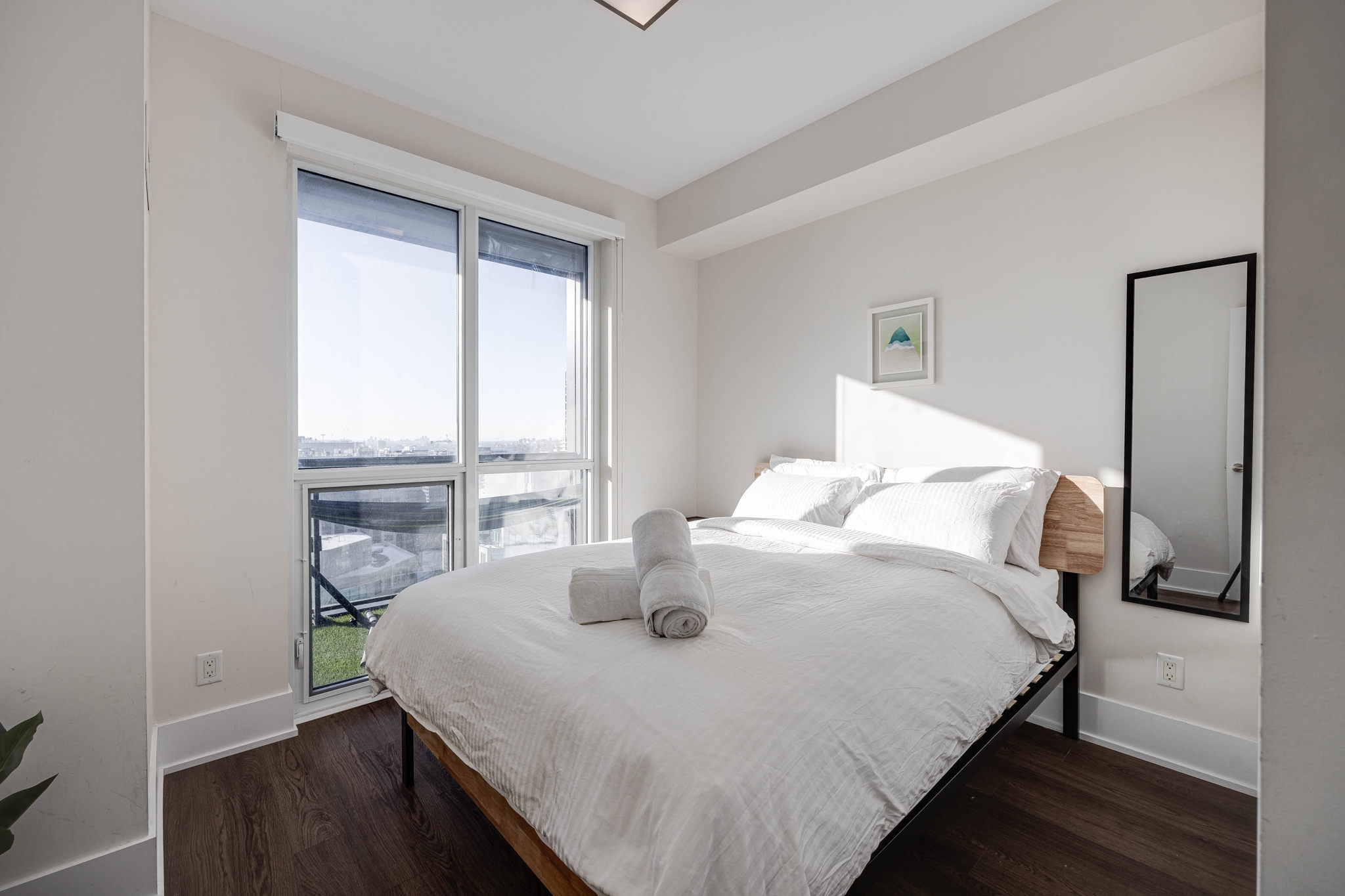 Toronto property showcase — delivered property photograph 11