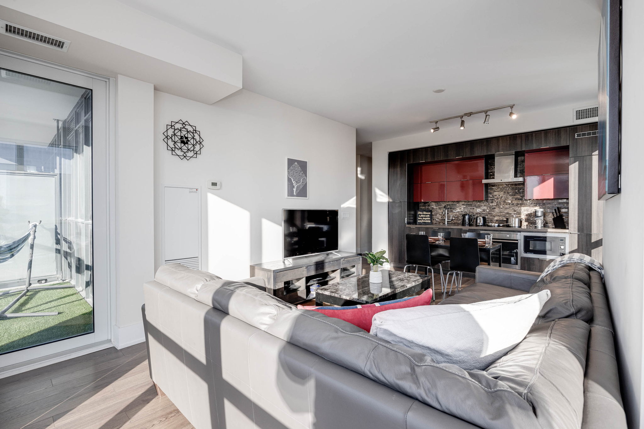 Toronto property showcase — delivered property photograph 7