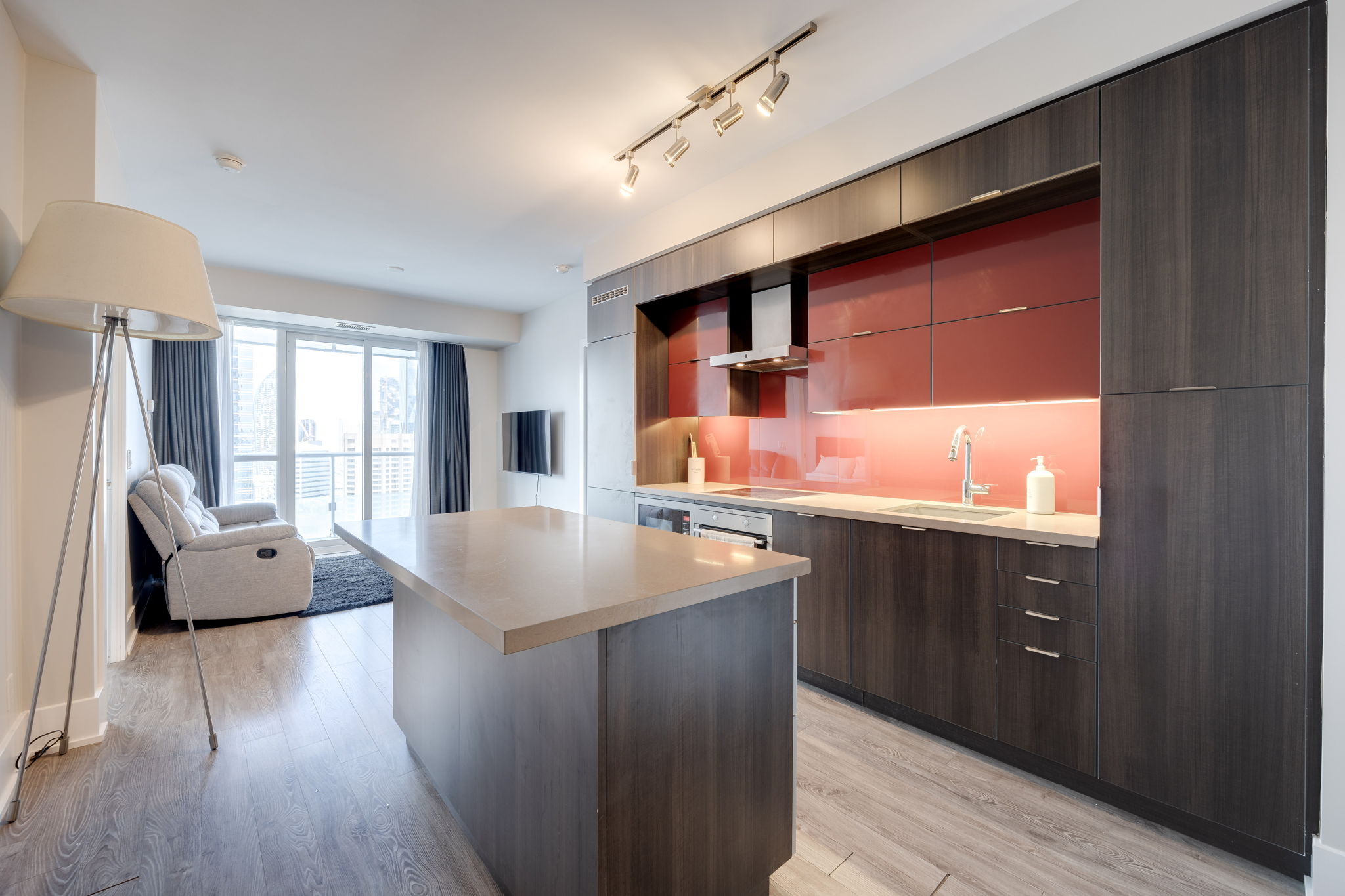 Toronto property showcase — delivered property photograph 4