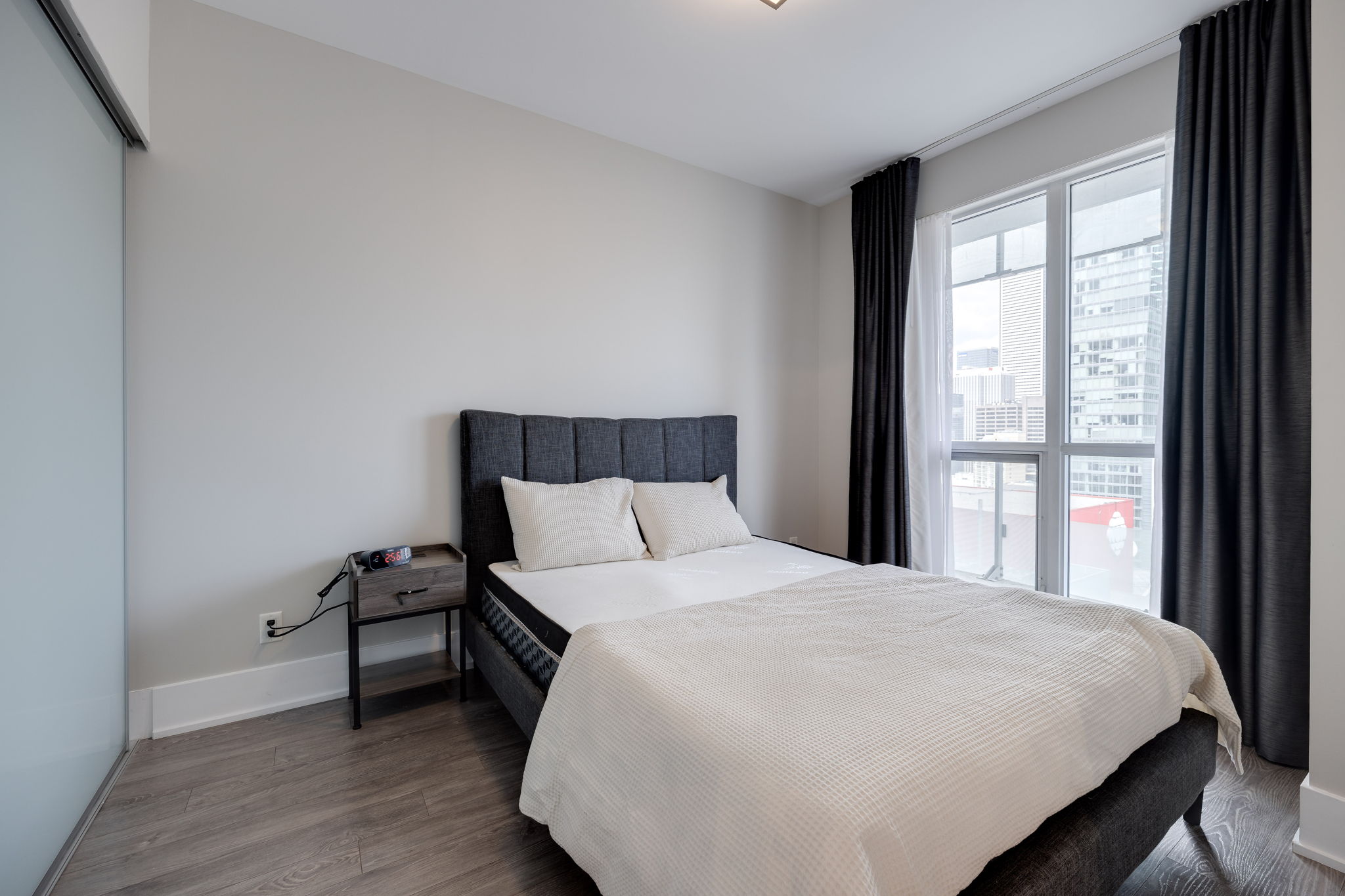 Toronto property showcase — delivered property photograph 13