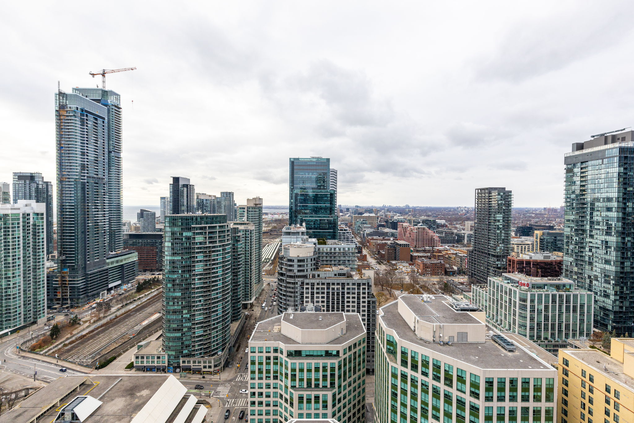 Toronto property showcase — delivered property photograph 32