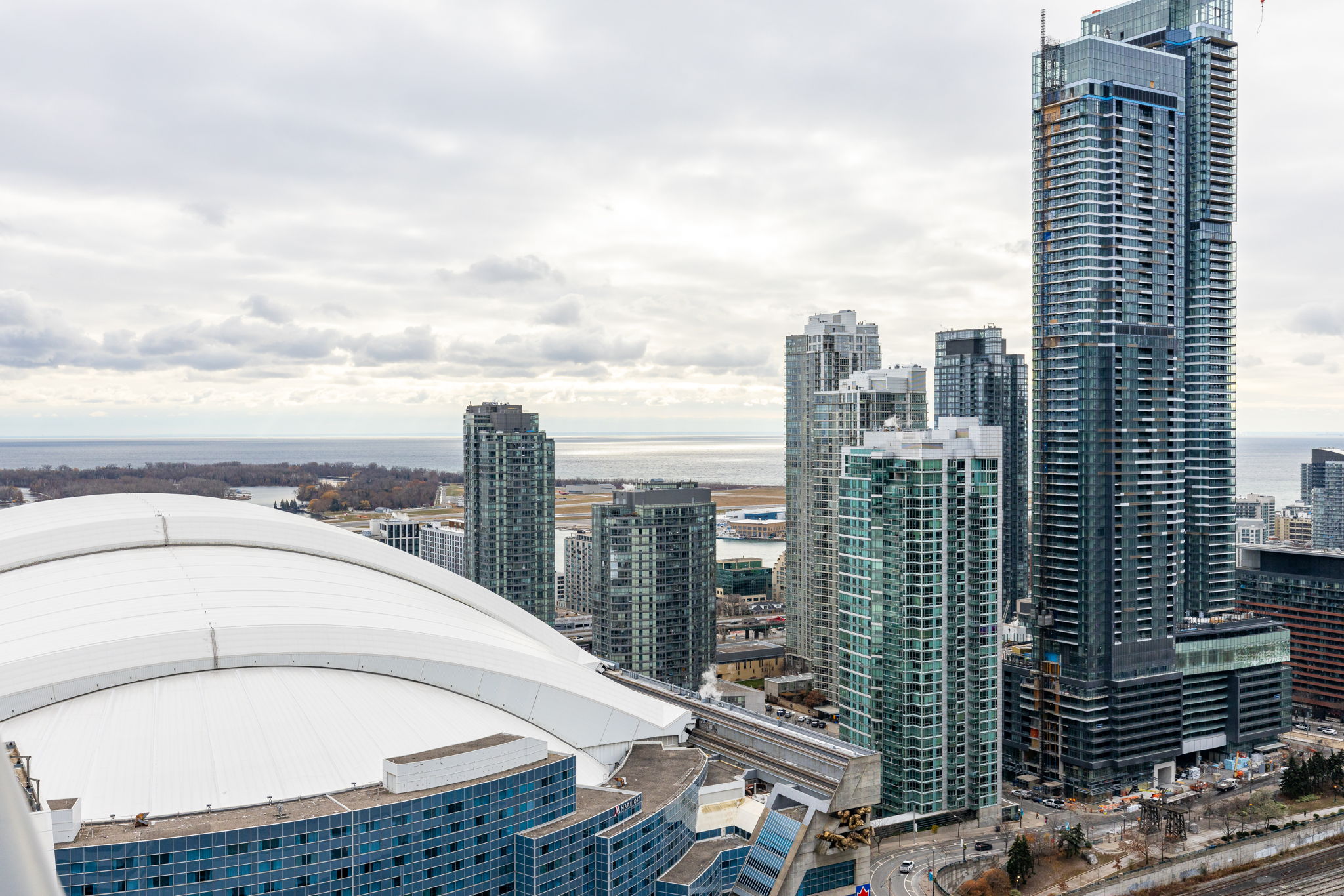 Toronto property showcase — delivered property photograph 34