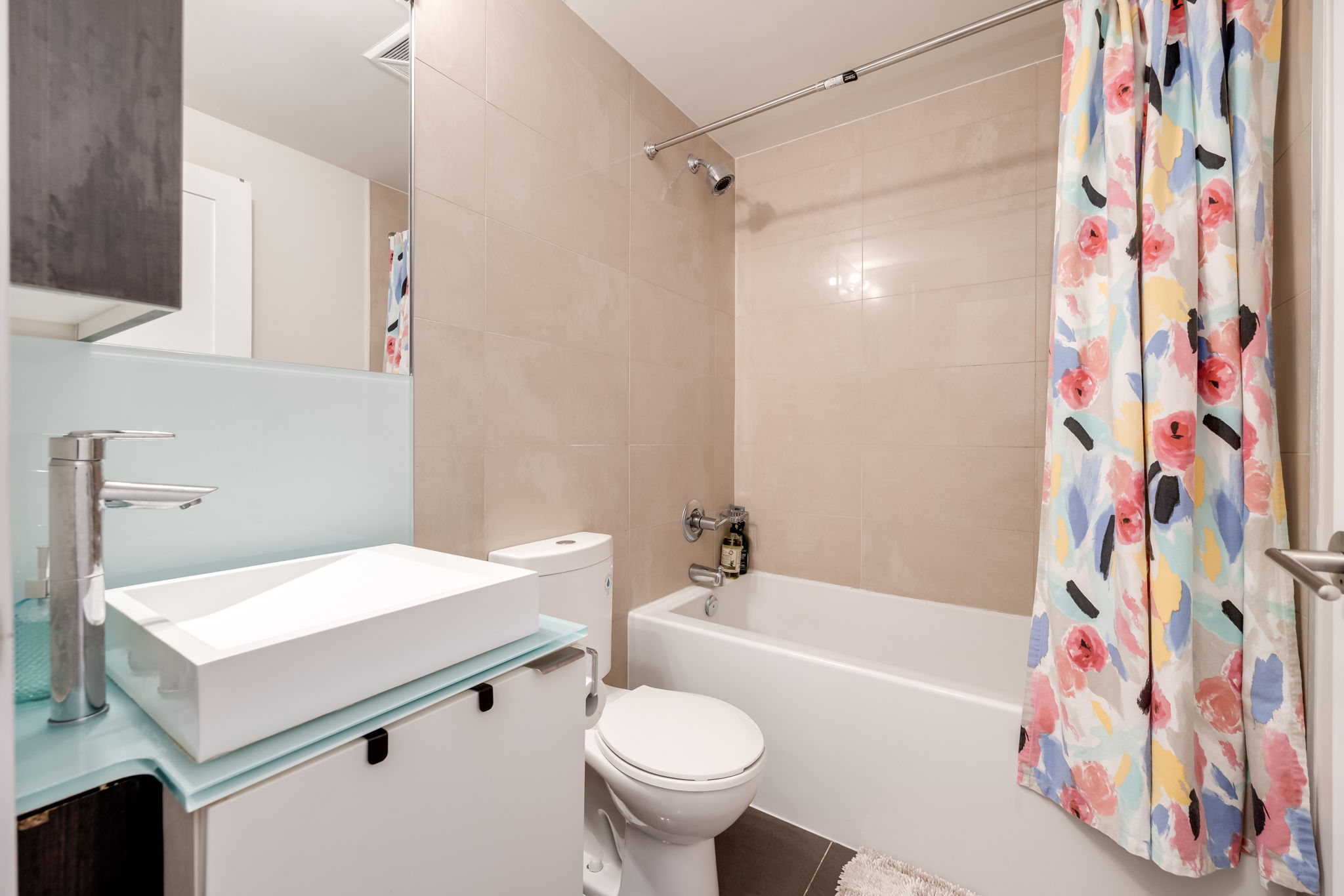 Toronto property showcase — delivered property photograph 9