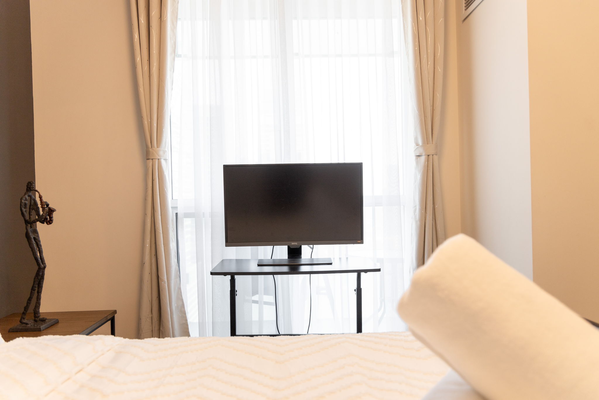 Toronto property showcase — delivered property photograph 20
