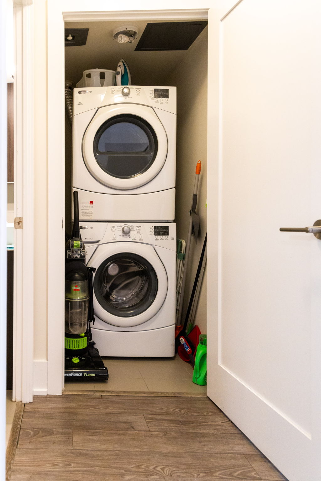 Toronto property showcase — delivered property photograph 24