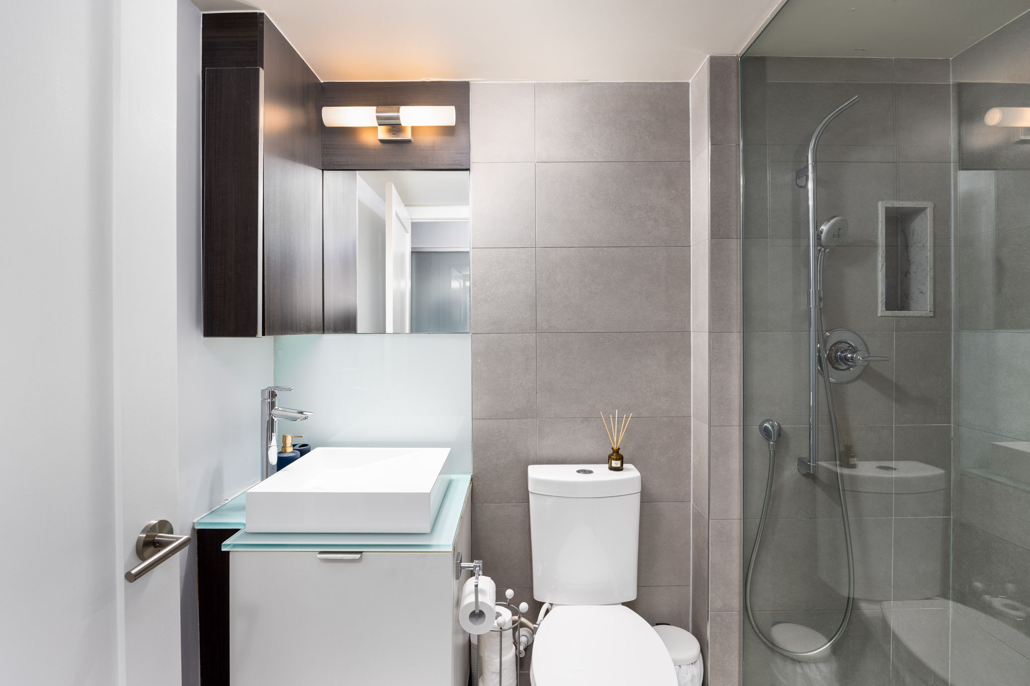 Toronto property showcase — delivered property photograph 6