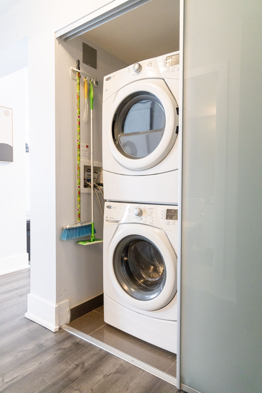 Toronto property showcase — delivered property photograph 26