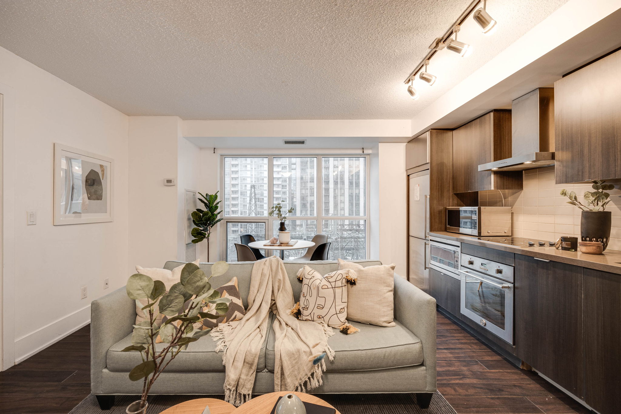 Toronto property showcase — delivered property photograph 6