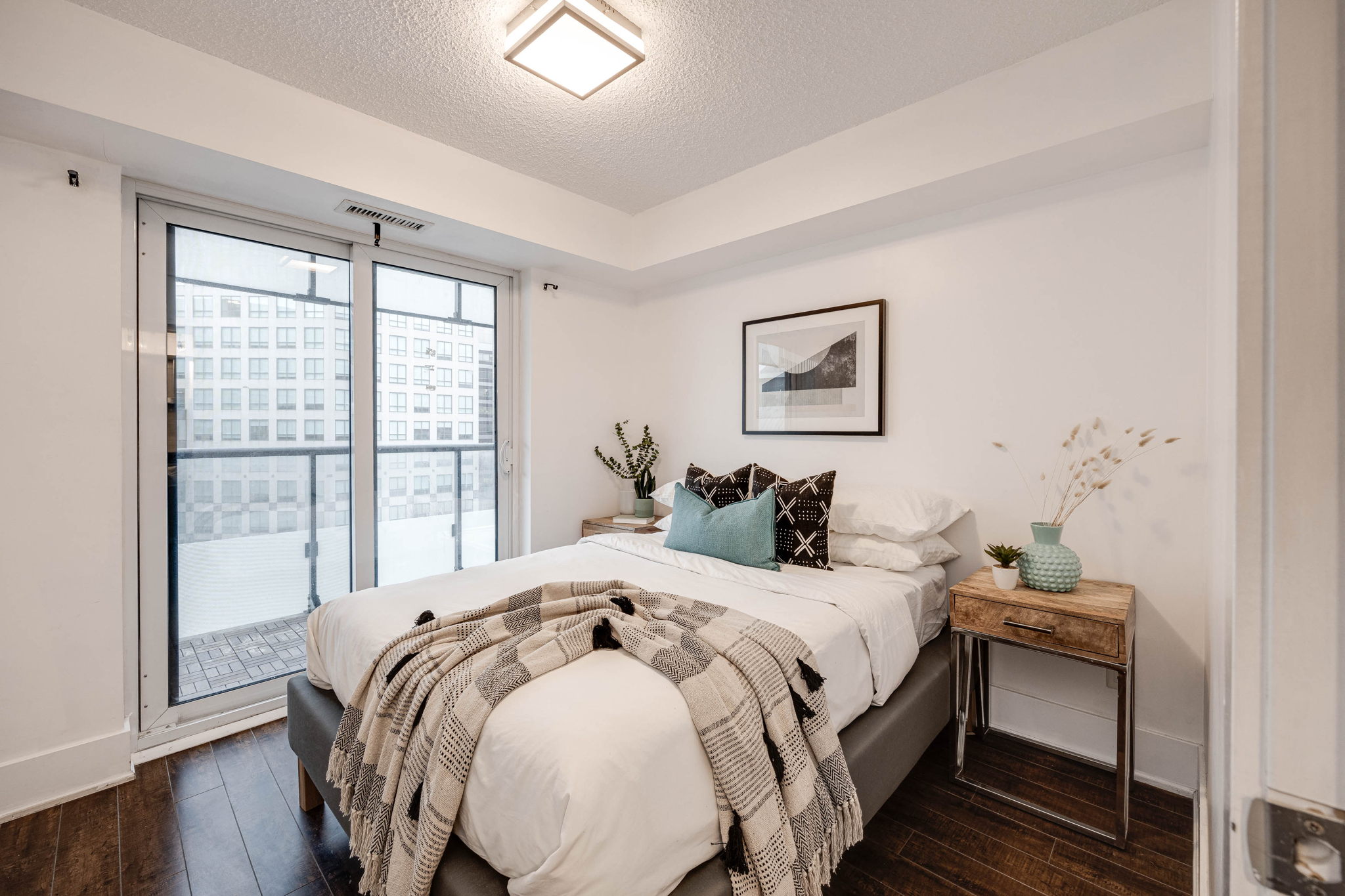 Toronto property showcase — delivered property photograph 15