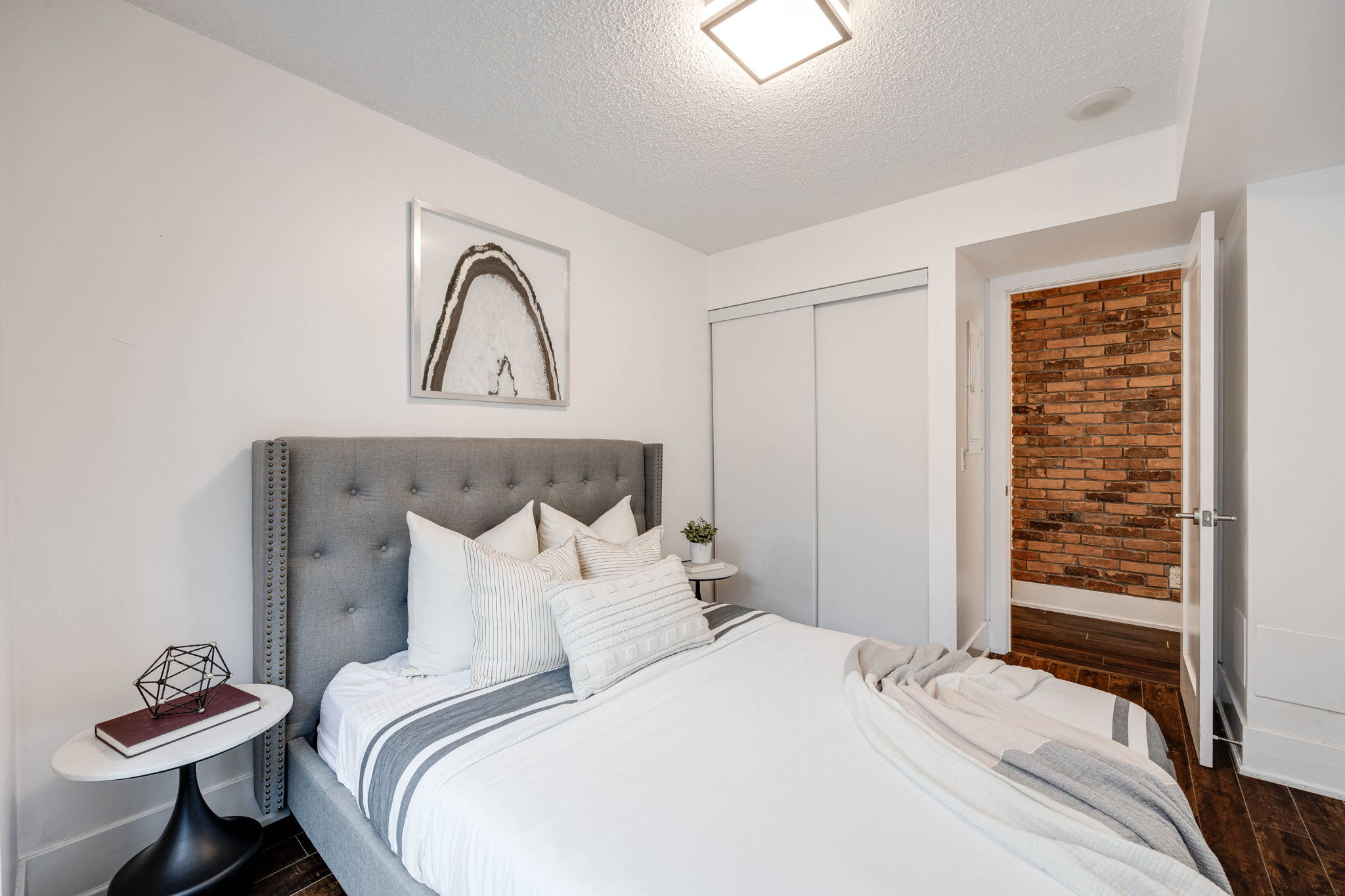 Toronto property showcase — delivered property photograph 20