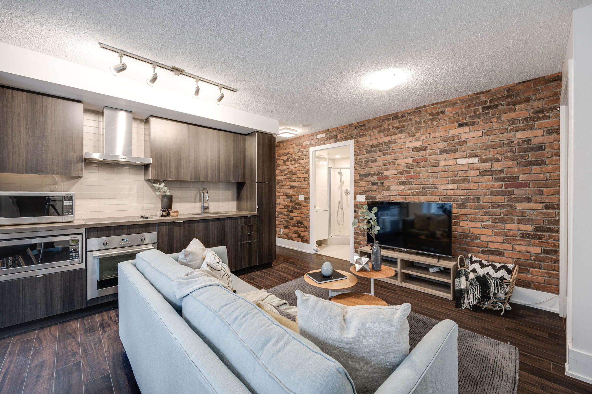Toronto property showcase — delivered property photograph 9