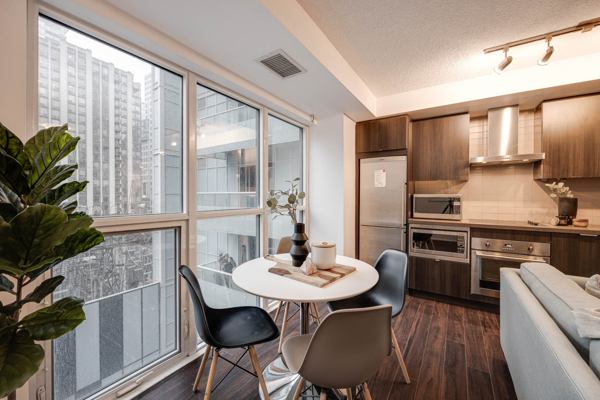 Toronto property showcase — delivered property photograph 13