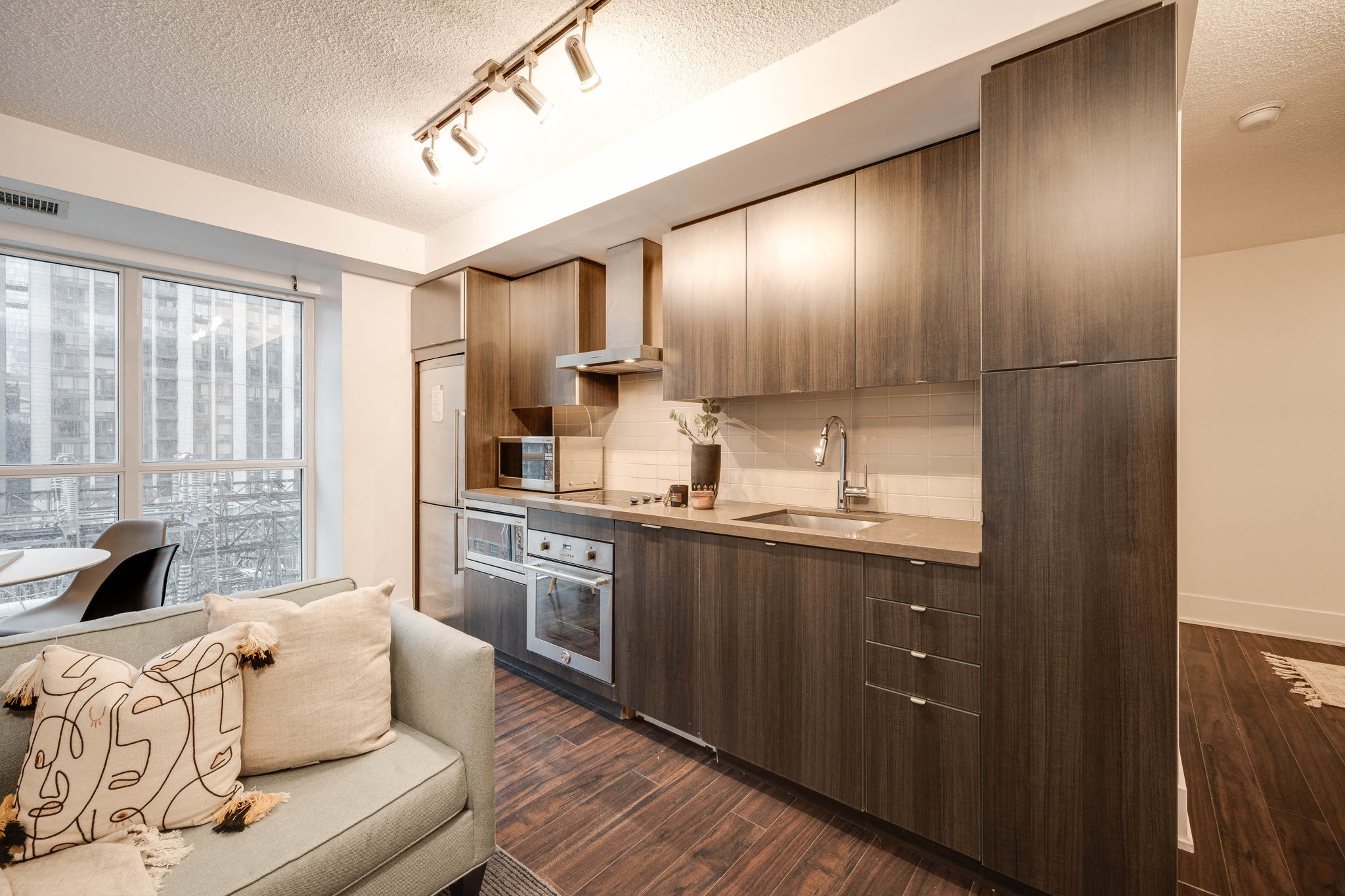 Toronto property showcase — delivered property photograph 14