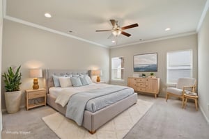 DSC05747 virtually staged.jpeg