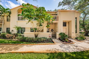 Front Exterior3