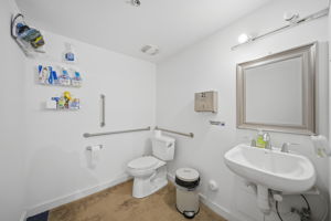  Photo 47