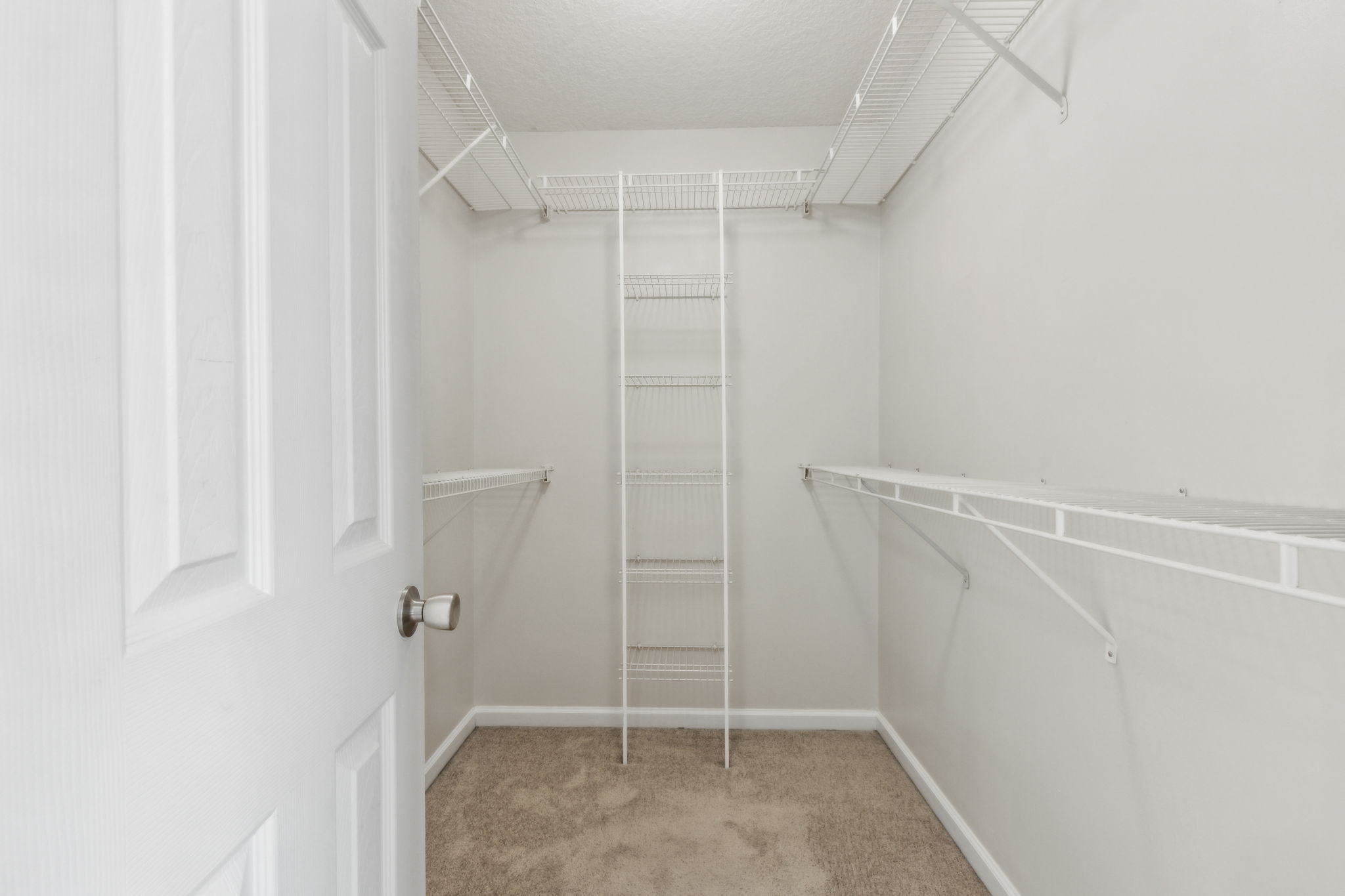 Primary Bedroom Closet