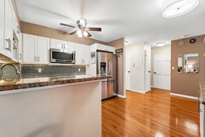Park St 1F-S0409-013.jpg